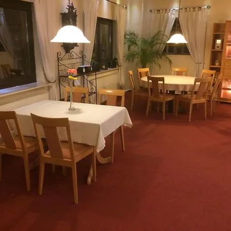 Otel Zum Schnackel In Mainz Wiesbaden